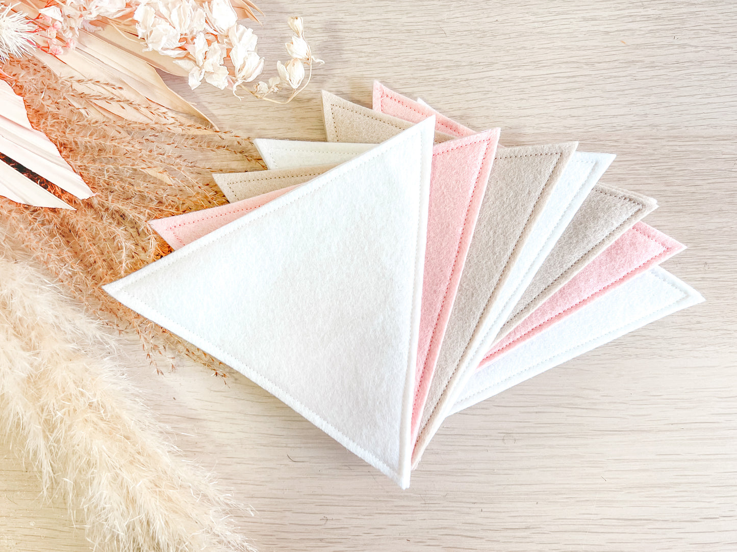 NEOPOLITAN FELT BUNTING